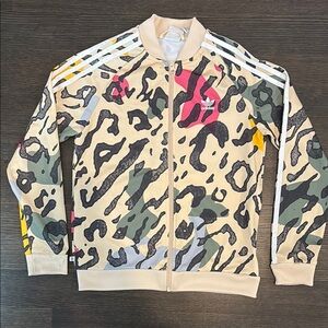 BNWOT - ADIDAS KIDS DESIGNER/WORKOUT JACKET - SIZE 11-12 YEARS OLD